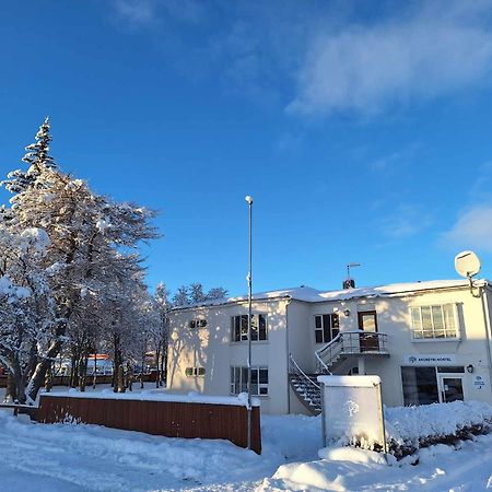 Akureyri Hostel Exterior photo