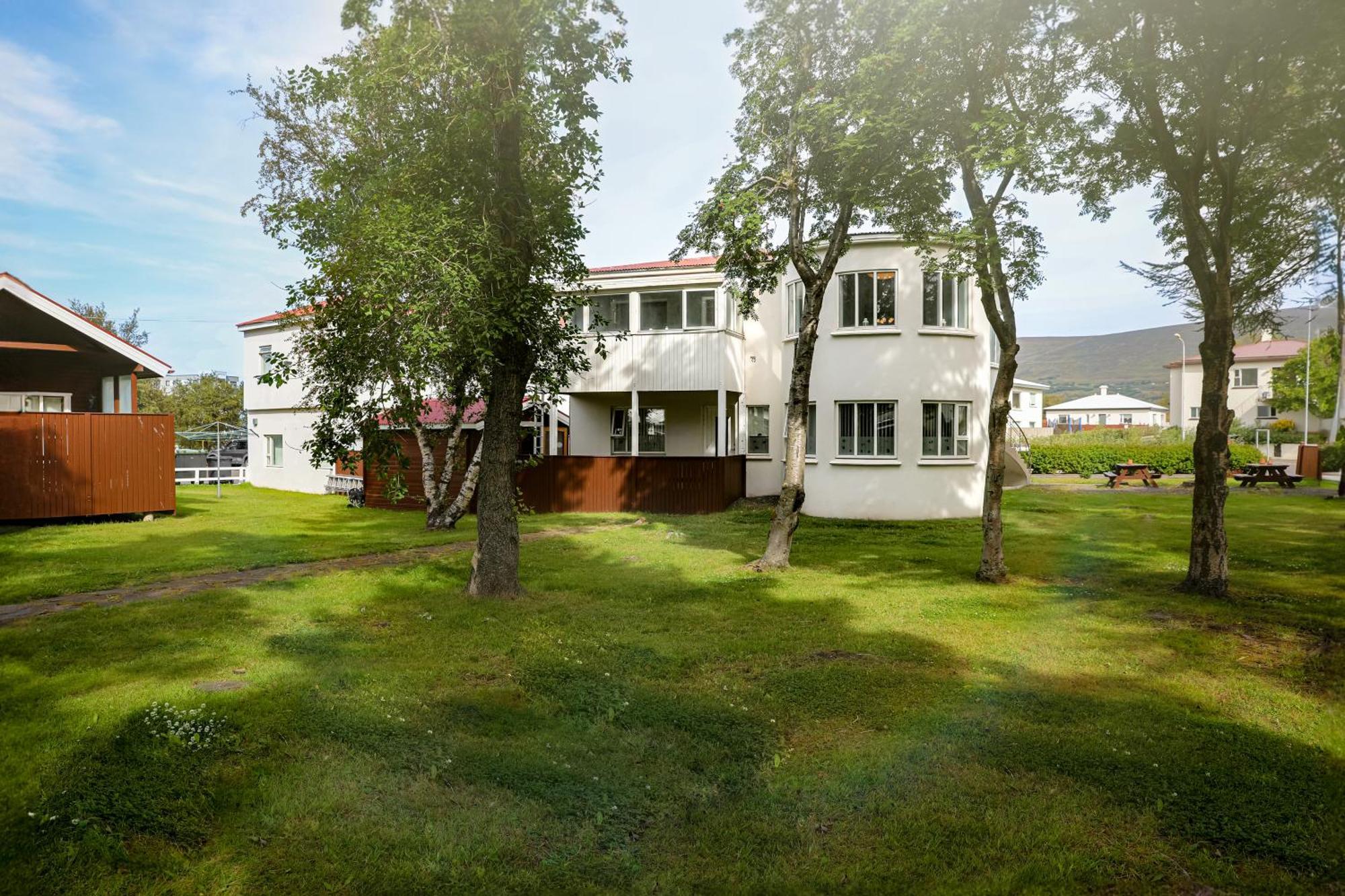 Akureyri Hostel Exterior photo